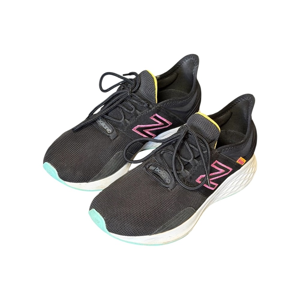 New Balance Fresh Foam Roav Black Pink‎ Women Sneakers WROAVRM1 Size 8.5